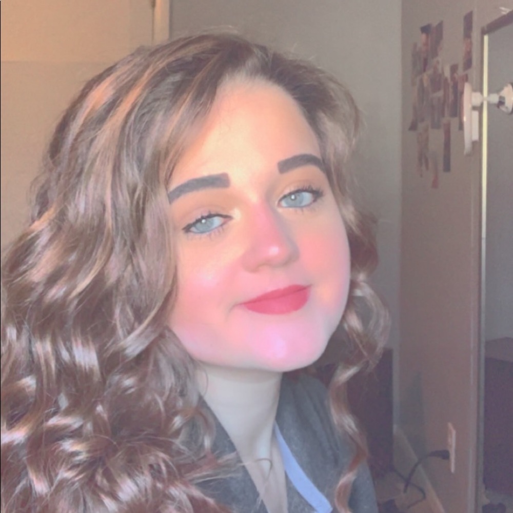 Meet your Posher, Erin